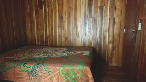 Snapshot of demarcous_nm chatting on 10-09-25, 12:19 D.C online show from 10-09-25, 12:19