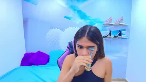 Snapshot of demi_leed chatting on 09-22-25, 02:08 DEMI online show from 09-22-25, 02:08