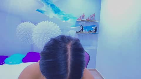 Snapshot of demi_leed chatting on 11-10-25, 12:37 DEMI online show from 11-10-25, 12:37