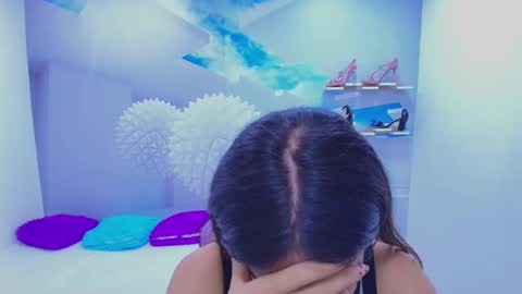 Snapshot of demi_leed chatting on 11-12-25, 12:05 DEMI online show from 11-12-25, 12:05