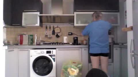 Snapshot of demon52 chatting on 04-02-26, 01:42 DEMON52 online show from 04-02-26, 01:42