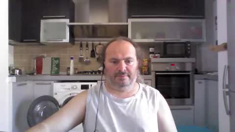 Snapshot of demon52 chatting on 05-18-26, 01:06 DEMON52 online show from 05-18-26, 01:06