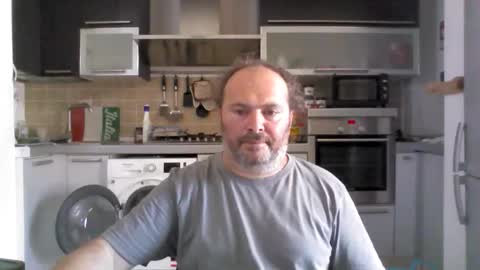 Snapshot of demon52 chatting on 05-25-26, 01:28 DEMON52 online show from 05-25-26, 01:28