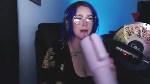 Snapshot of demongf chatting on 06-20-26, 04:59 Demoness Mina online show from 06-20-26, 04:59