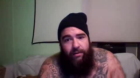 Snapshot of demontime_86 chatting on 10-31-25, 11:06 Bojelly online show from 10-31-25, 11:06