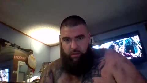 Snapshot of demontime_86 chatting on 11-01-25, 11:07 Bojelly online show from 11-01-25, 11:07