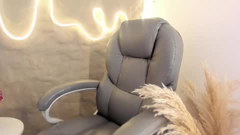 demy_ruiz online show from 03-06-25, 05:35