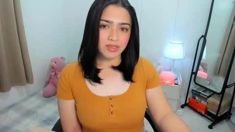 Demi online show from 11-08-25, 10:48