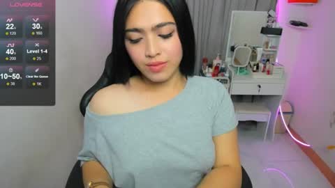 Snapshot of dencyleander chatting on 06-18-26, 07:52 Demi online show from 06-18-26, 07:52