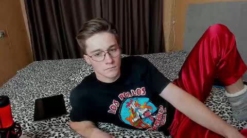 Deni online show from 10-26-25, 05:19