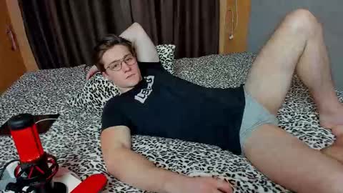 Snapshot of deni_boy99 chatting on 01-15-26, 07:39 Deni online show from 01-15-26, 07:39