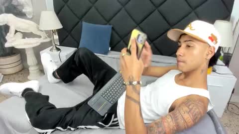 Denis Carpenter online show from 11-29-25, 07:28