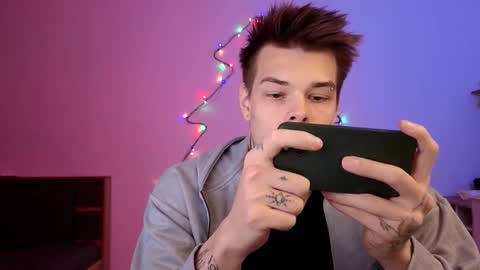 Denis online show from 11-28-25, 10:45