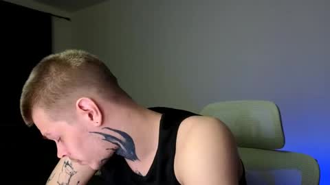 Snapshot of denis_here chatting on 05-31-26, 12:19 Denis online show from 05-31-26, 12:19
