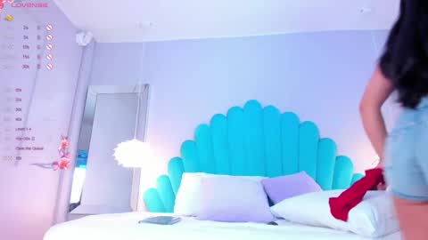 Denise online show from 01-29-25, 04:36