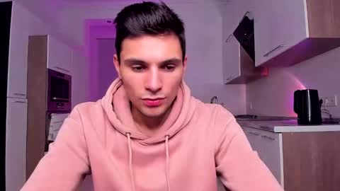 Den online show from 12-06-24, 04:25