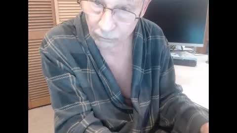 Snapshot of denn_jett chatting on 03-22-26, 01:03 Den Jet online show from 03-22-26, 01:03