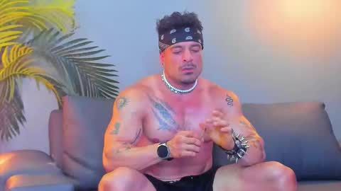 dennis_cox_ online show from 10-11-25, 03:17