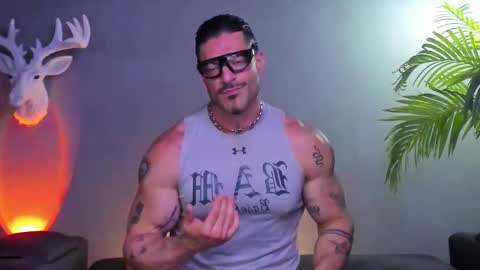 dennis_cox_ online show from 12-23-25, 06:11