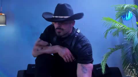 Snapshot of dennis_cox_ chatting on 07-09-26, 12:26 dennis_cox_ online show from 07-09-26, 12:26