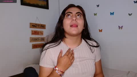 Snapshot of dennis_love_ chatting on 12-19-24, 06:12 rosse online show from 12-19-24, 06:12