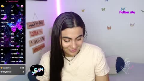 Snapshot of dennis_love_ chatting on 01-21-25, 03:48 rosse online show from 01-21-25, 03:48