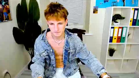 Dennis online show from 12-05-25, 09:00