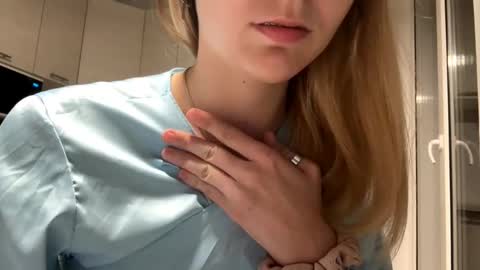 Denni online show from 09-16-25, 06:53