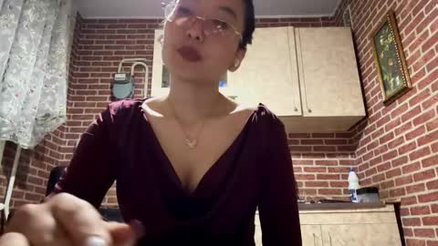 Snapshot of denysebernacchi chatting on 09-26-25, 01:15 Emma online show from 09-26-25, 01:15