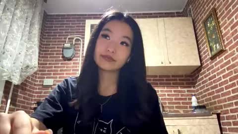 Snapshot of denysebernacchi chatting on 11-08-25, 12:16 Emma online show from 11-08-25, 12:16