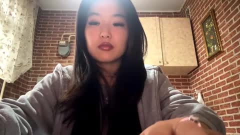 Emma online show from 03-05-26, 10:11