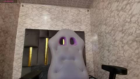 Snapshot of dereck_monroe chatting on 01-06-26, 10:41 Dereck online show from 01-06-26, 10:41