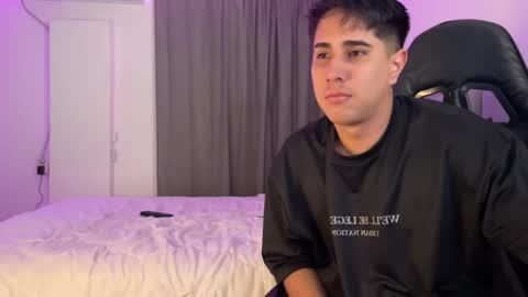 Dereck online show from 02-19-25, 04:01