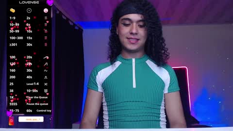 derek grey online show from 02-08-25, 01:22