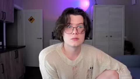 Derek online show from 07-07-26, 08:35