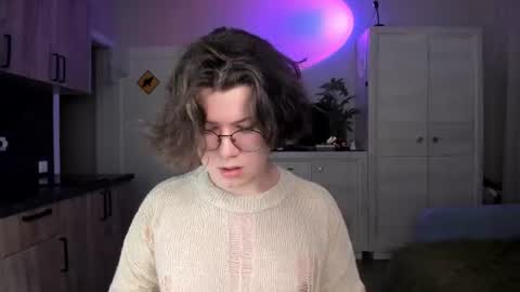 Derek online show from 07-12-26, 09:17