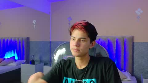 derek_sinn online show from 05-24-26, 09:14