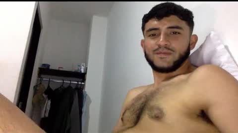 Snapshot of derek_smiith chatting on 11-25-25, 09:26 Derek smiith online show from 11-25-25, 09:26