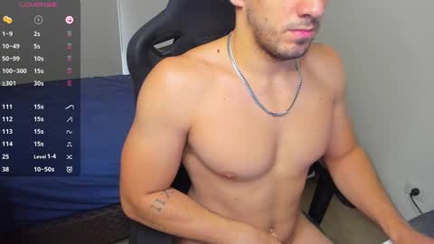 Snapshot of derekcb chatting on 03-02-25, 12:32 Derekcb online show from 03-02-25, 12:32