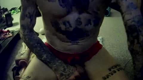 Snapshot of derekdiamond chatting on 01-18-25, 11:00 henry garfield online show from 01-18-25, 11:00