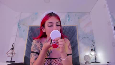 Snapshot of derieri_blush chatting on 05-21-26, 06:59 Deri online show from 05-21-26, 06:59