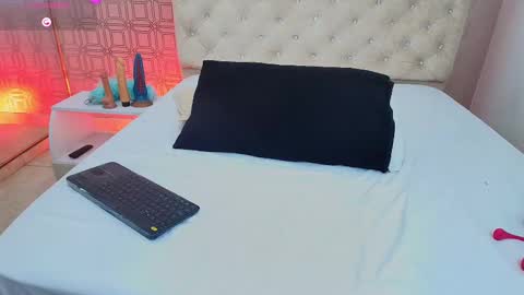 Derieri D online show from 03-08-25, 07:53