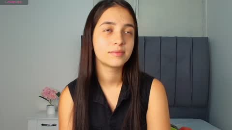 Snapshot of derly_cuervo703031 chatting on 06-12-26, 08:08 derly_cuervo703031 online show from 06-12-26, 08:08