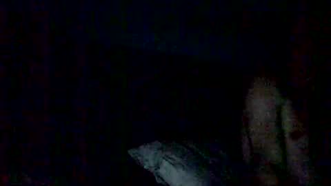 Snapshot of derokkes chatting on 05-29-26, 01:03 derokkes online show from 05-29-26, 01:03