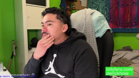 Snapshot of derrick_hose chatting on 01-30-25, 12:39 Derrick Hose online show from 01-30-25, 12:39