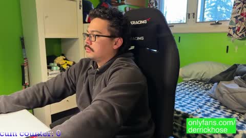 Snapshot of derrick_hose chatting on 02-26-25, 11:15 Derrick Hose online show from 02-26-25, 11:15