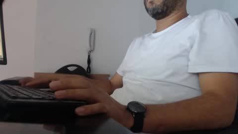     online show from 12-04-24, 12:58