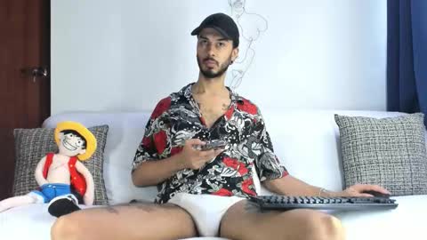 Snapshot of derrymaster chatting on 03-01-26, 03:25 JhimyMaster online show from 03-01-26, 03:25