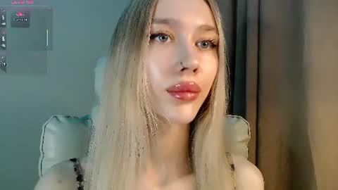 Snapshot of des_ch chatting on 07-21-26, 04:09 Ari online show from 07-21-26, 04:09