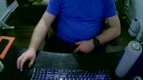 Snapshot of desdisdes chatting on 03-05-26, 12:17 desdisdes online show from 03-05-26, 12:17